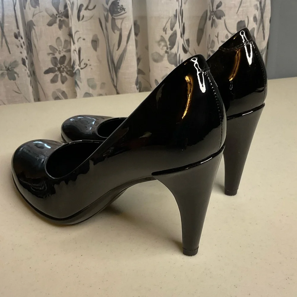 Ecco classic timeless